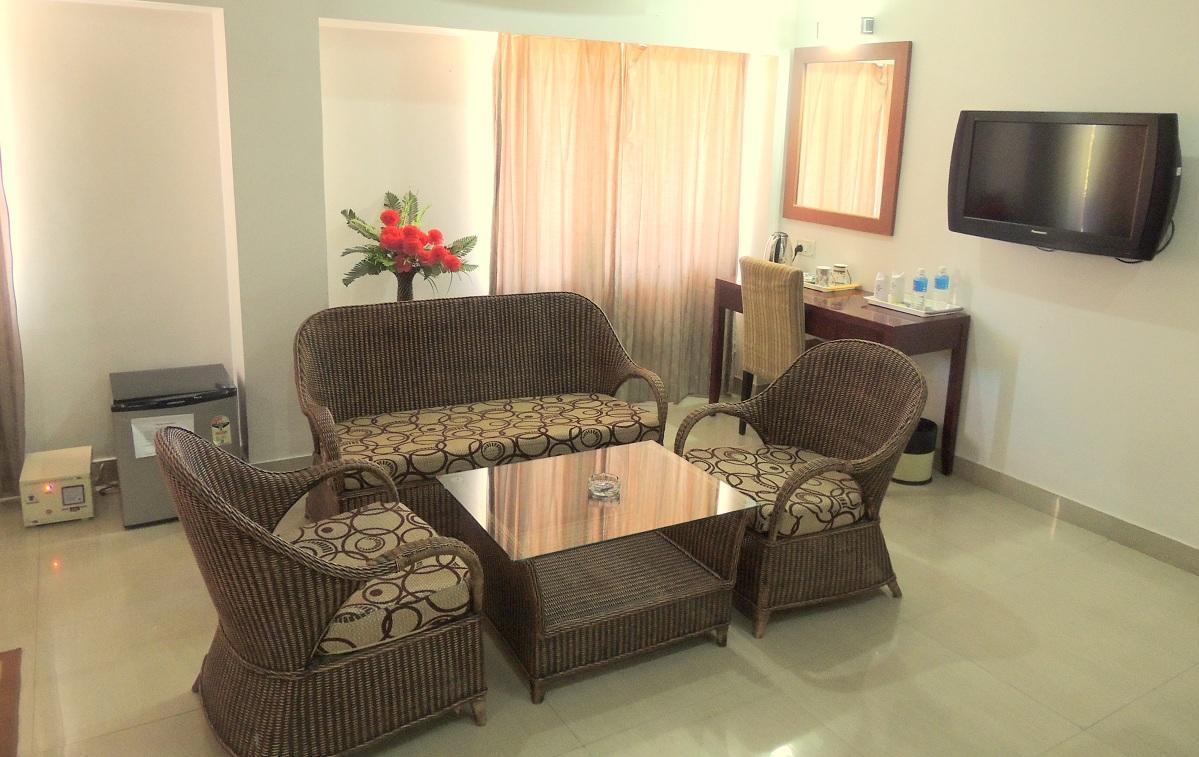 فندق Tinsukiaفي  Aroma Residency المظهر الخارجي الصورة