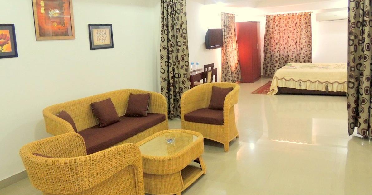 فندق Tinsukiaفي  Aroma Residency المظهر الخارجي الصورة