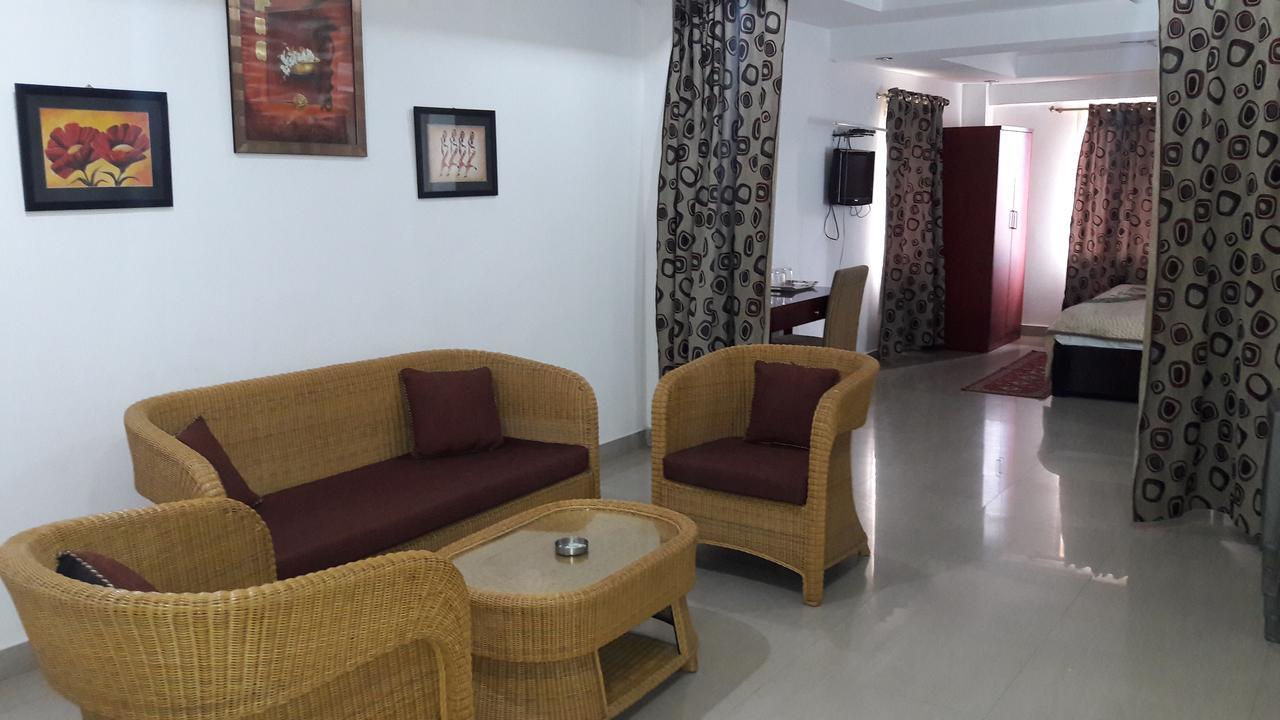 فندق Tinsukiaفي  Aroma Residency المظهر الخارجي الصورة